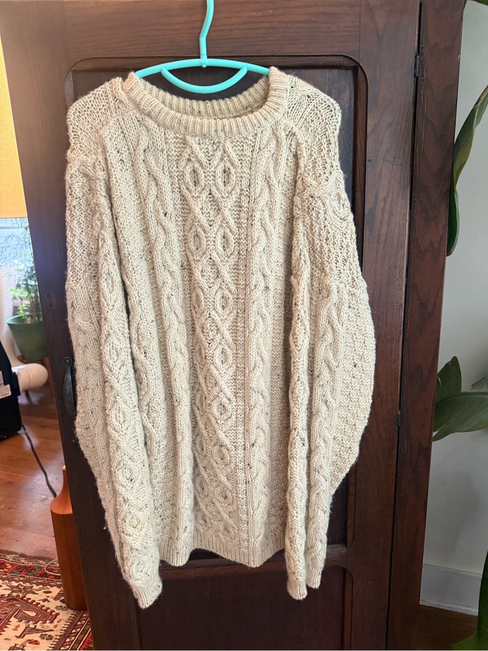 Men's Cream Cable Knit Wool Crewneck Sweater